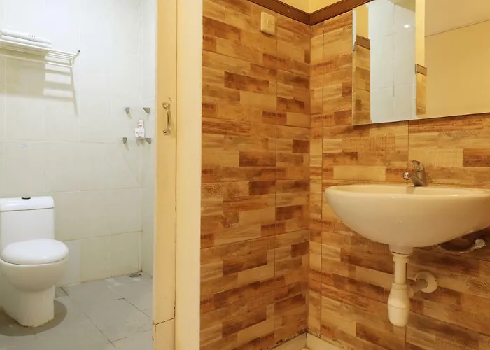 Oyo 1117 New Garuda Hotel Singaraja (Bali)